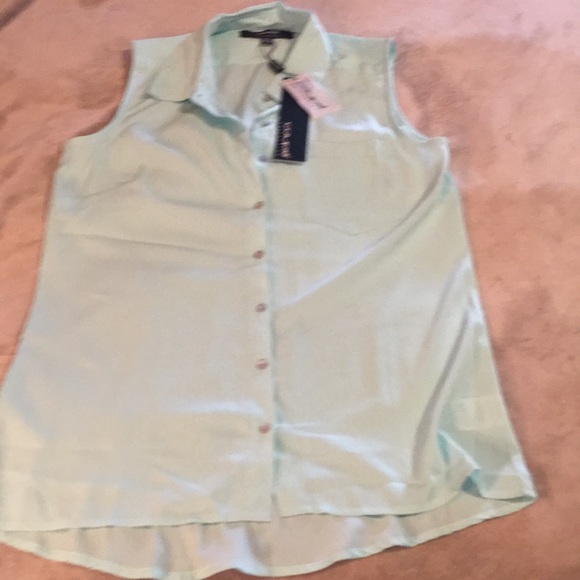 New with tags light mint top - Picture 1 of 3